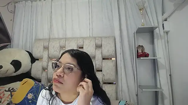 KEYRA-MILLER- online show from 10, 3, 2026