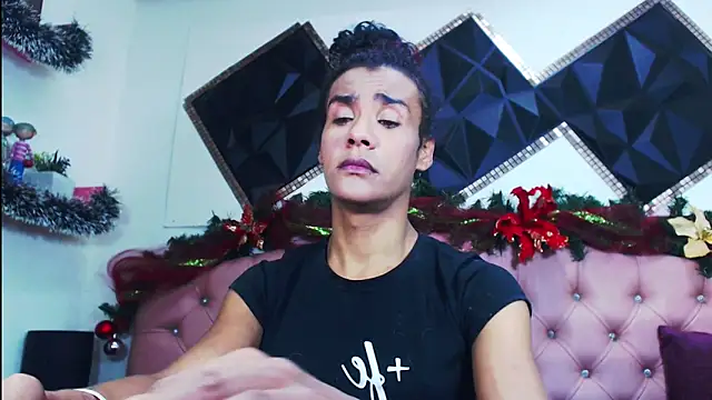 andrea safeira doll online show from 14, 12, 2025