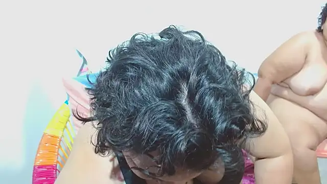 Snapshot of big_small_h0rny_ chatting on 16, 10, 2025 big small h0rny online show from 16, 10, 2025