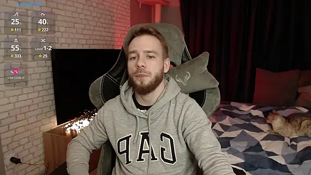 Snapshot of LeoPaulini chatting on 23, 12, 2024 LeoPaulini online show from 23, 12, 2024