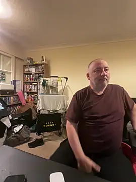 Snapshot of LondonTeffy chatting on 12, 12, 2024 LondonTeffy online show from 12, 12, 2024