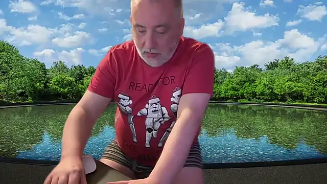 Snapshot of LondonTeffy chatting on 17, 12, 2024 LondonTeffy online show from 17, 12, 2024