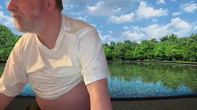 Snapshot of LondonTeffy chatting on 11, 2, 2025 LondonTeffy online show from 11, 2, 2025