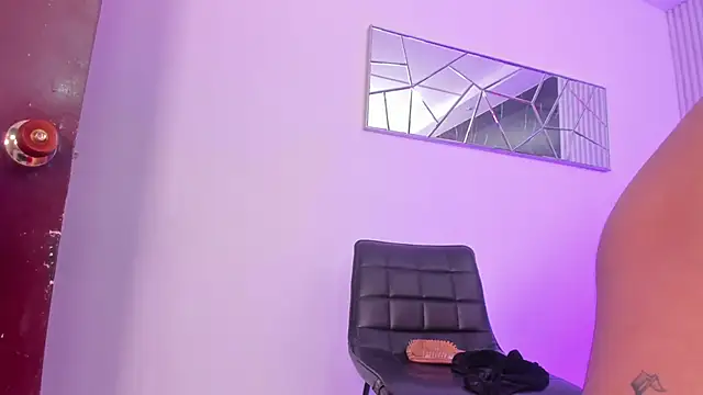 Mell Saenz online show from 22, 3, 2025