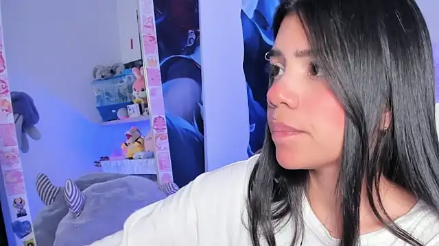 Snapshot of cutestephuwu chatting on 18, 2, 2025 cutestephuwu online show from 18, 2, 2025