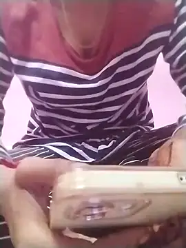 Tamilpriya46 online show from 11, 2, 2025