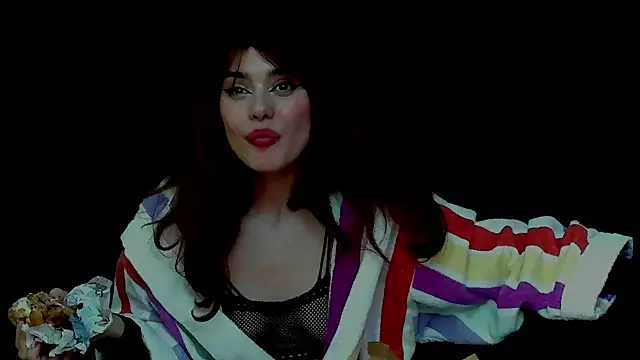 Snapshot of SophieCharm chatting on 18, 12, 2024 SophieCharm online show from 18, 12, 2024