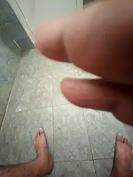 Snapshot of Exhibitionist1508 chatting on 16, 12, 2025 Exhibitionist1508 online show from 16, 12, 2025