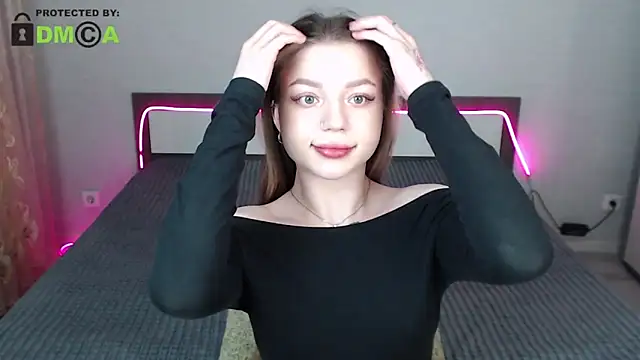 Snapshot of RonnieMilles chatting on 20, 12, 2025 RonnieMilles online show from 20, 12, 2025