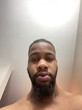 Snapshot of curvedicbandit6_2 chatting on 14, 3, 2025 curvedicbandit6 2 online show from 14, 3, 2025