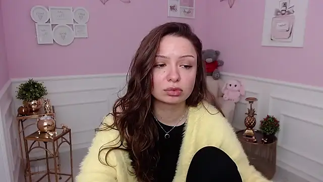 Snapshot of LucySkilar chatting on 23, 2, 2026 LucySkilar online show from 23, 2, 2026