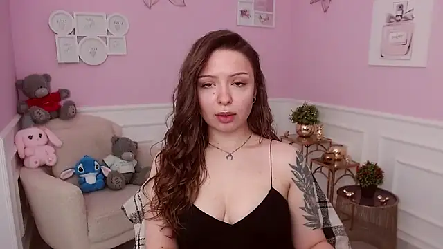 Snapshot of LucySkilar chatting on 27, 3, 2026 LucySkilar online show from 27, 3, 2026