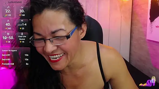 Snapshot of MaturePure chatting on 2, 2, 2025 MaturePure online show from 2, 2, 2025