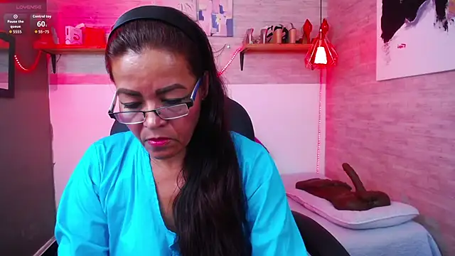 Snapshot of MaturePure chatting on 10, 9, 2025 MaturePure online show from 10, 9, 2025