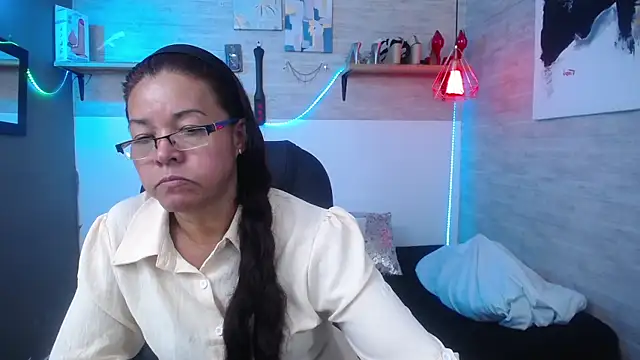 Snapshot of MaturePure chatting on 14, 9, 2025 MaturePure online show from 14, 9, 2025