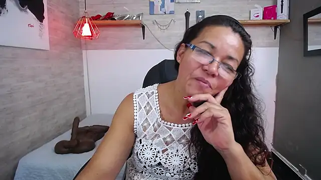 Snapshot of MaturePure chatting on 17, 10, 2025 MaturePure online show from 17, 10, 2025