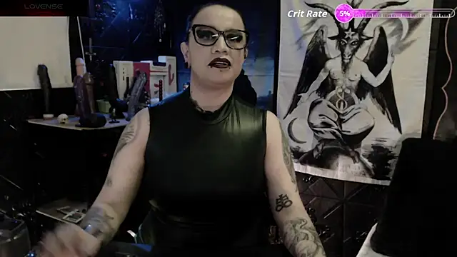 Evil Queen 666 online show from 5, 6, 2026