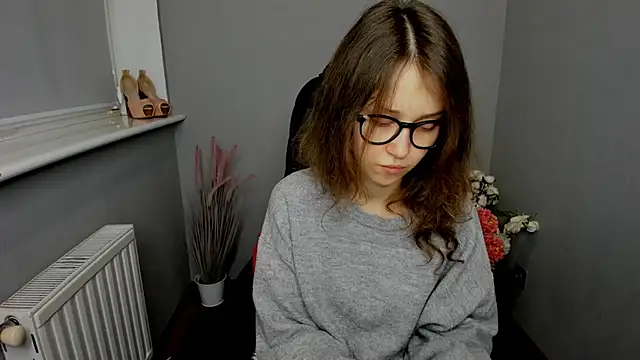 AfinaCutie online show from 1, 2, 2025