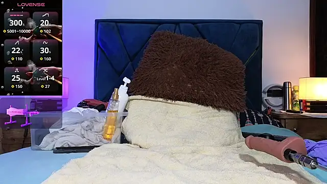 Snapshot of antonellagold43 chatting on 2, 12, 2025 antonellagold43 online show from 2, 12, 2025