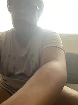 Snapshot of ebonyred chatting on 6, 1, 2025 ebonyred online show from 6, 1, 2025