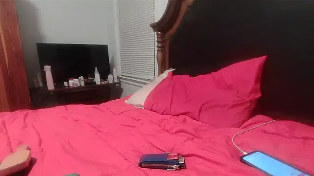 Snapshot of ebonyred chatting on 2, 3, 2025 ebonyred online show from 2, 3, 2025