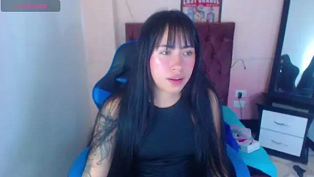 Snapshot of sylvana_19 chatting on 3, 1, 2025 sylvana 19 online show from 3, 1, 2025