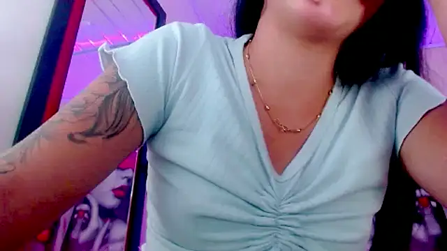 Snapshot of sylvana_19 chatting on 12, 1, 2025 sylvana 19 online show from 12, 1, 2025