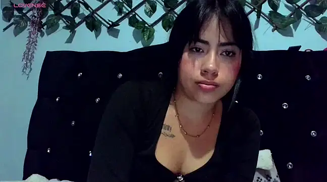Snapshot of sylvana_19 chatting on 1, 3, 2025 sylvana 19 online show from 1, 3, 2025