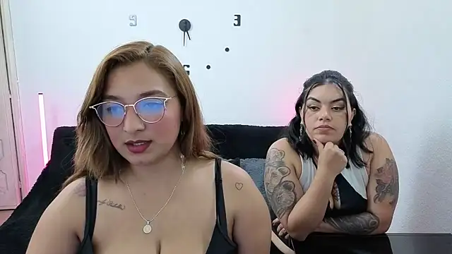  sweetcarla online show from 8, 11, 2025