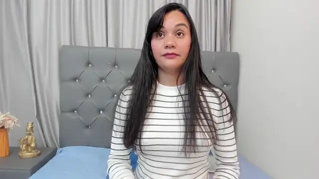 Snapshot of mariiana_murillo01 chatting on 3, 1, 2025 mariiana murillo01 online show from 3, 1, 2025