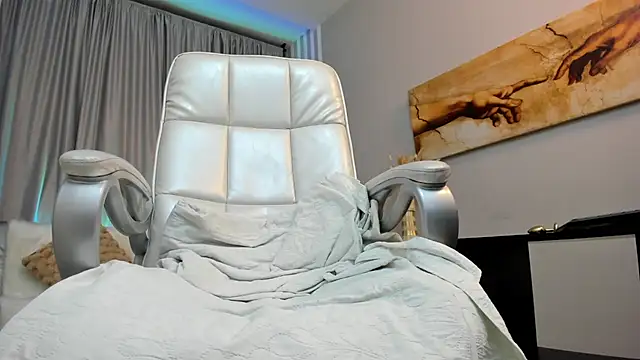 Snapshot of mariiana_murillo01 chatting on 8, 3, 2025 mariiana murillo01 online show from 8, 3, 2025