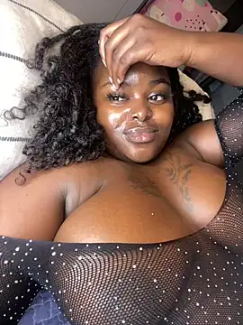 Snapshot of Honeycoco0211 chatting on 22, 2, 2025 Honeycoco0211 online show from 22, 2, 2025