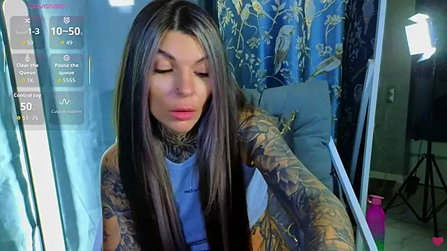 Snapshot of tattooedBabyy chatting on 10, 10, 2025 tattooedBabyy online show from 10, 10, 2025