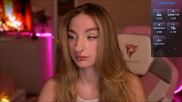 Snapshot of Lexy_kiky chatting on 21, 1, 2025 Lexy kiky online show from 21, 1, 2025