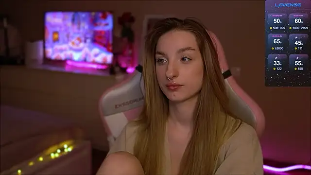 Snapshot of Lexy_kiky chatting on 2, 3, 2025 Lexy kiky online show from 2, 3, 2025