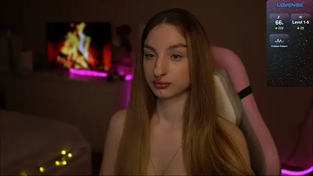 Snapshot of Lexy_kiky chatting on 8, 3, 2025 Lexy kiky online show from 8, 3, 2025