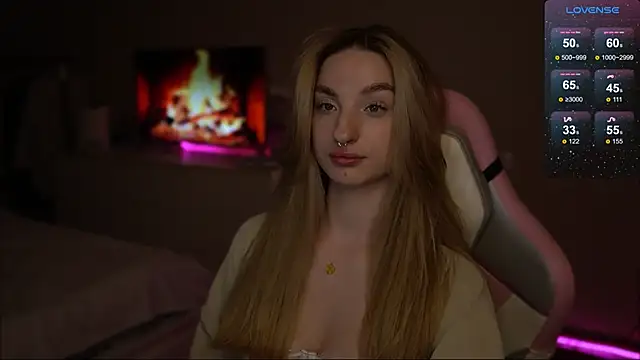 Snapshot of Lexy_kiky chatting on 23, 3, 2025 Lexy kiky online show from 23, 3, 2025