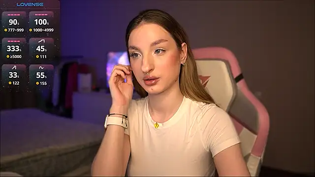 Snapshot of Lexy_kiky chatting on 14, 10, 2025 Lexy kiky online show from 14, 10, 2025