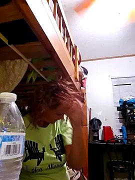 Snapshot of Dixiefaye_Pika chatting on 7, 2, 2025 Dixiefaye Pika online show from 7, 2, 2025