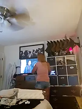 Snapshot of Dixiefaye_Pika chatting on 15, 3, 2025 Dixiefaye Pika online show from 15, 3, 2025