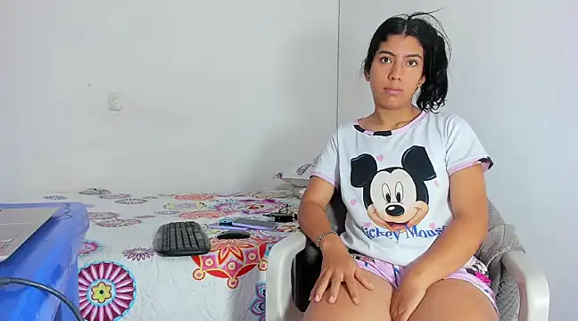 Snapshot of skinnyanai2 chatting on 12, 2, 2025 skinnyanai2 online show from 12, 2, 2025