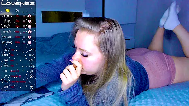 Snapshot of kitti_kaattt chatting on 18, 1, 2025 kitti kaattt online show from 18, 1, 2025