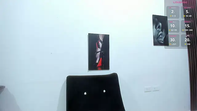 Snapshot of katherina_diaz chatting on 27, 9, 2025 katherina diaz online show from 27, 9, 2025