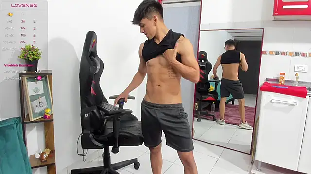 Snapshot of jacques_cardiet chatting on 28, 2, 2025 jacques cardiet online show from 28, 2, 2025