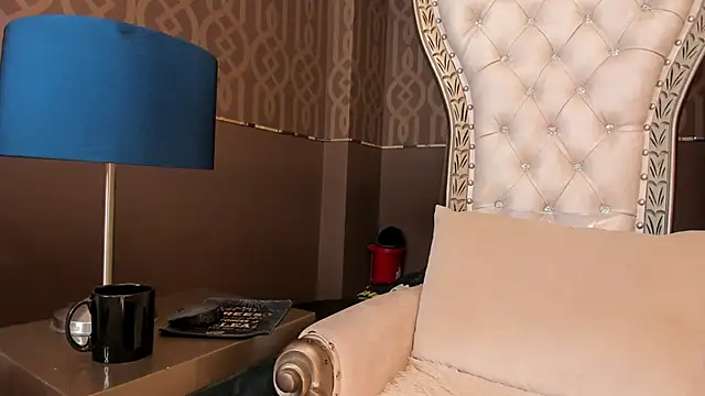 Janna Rousse  online show from 27, 1, 2025