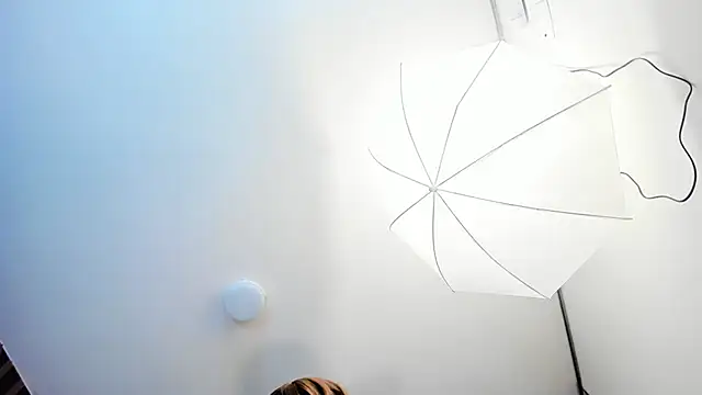 Janna Rousse  online show from 28, 1, 2025