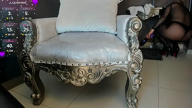 Janna Rousse  online show from 6, 2, 2025