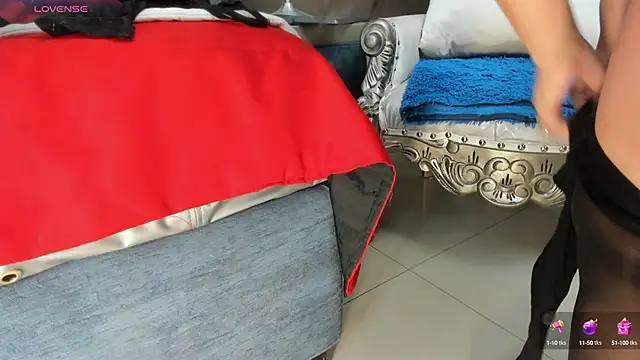 Janna Rousse  online show from 20, 2, 2025