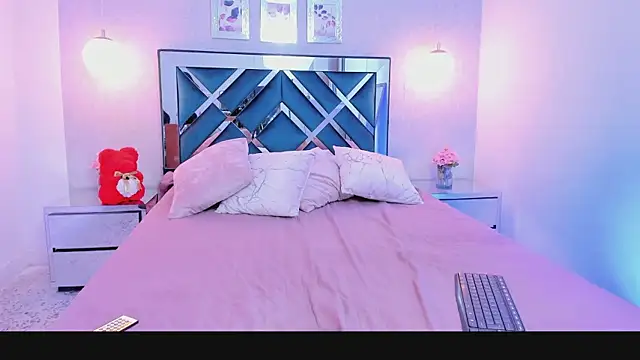 Miakhalifa 7 online show from 15, 1, 2025