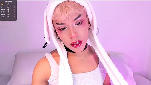 Snapshot of Danigio chatting on 11, 3, 2025 Danigio online show from 11, 3, 2025